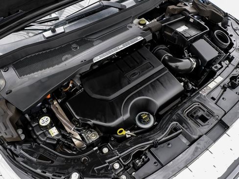 Used 2021 Land Rover Discovery Sport SE image 44