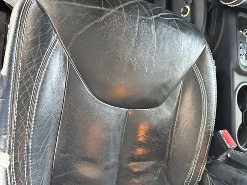 Used 2014 Jeep Wrangler Unlimited Sahara w/ Connectivity Group image 12