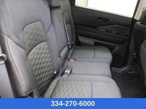 New 2026 Nissan Pathfinder SV image 17