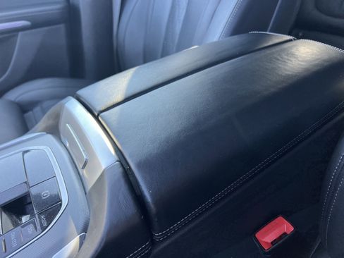 Used 2023 BMW X5 M50i w/ Executive Package image 28