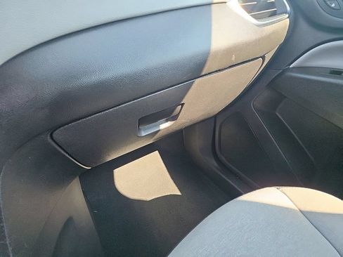 Used 2023 Chevrolet Equinox LS FWD image 20