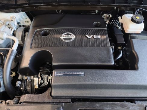 Certified 2024 Nissan Murano SV w/ SV Midnight Edition Package FWD image 30