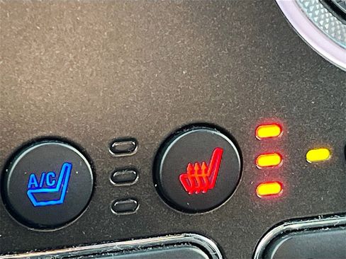 Used 2018 Ford Explorer Sport w/ Equipment Group 401A image 21