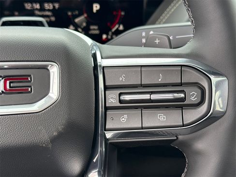 New 2026 GMC Yukon XL Elevation image 21