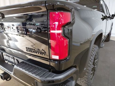 New 2026 Chevrolet Silverado 3500 High Country w/ Midnight Edition image 15