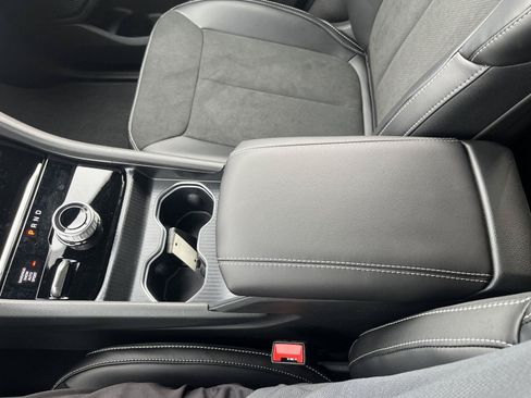 New 2026 Jeep Grand Cherokee Altitude AWD/4WD image 24