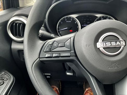 Used 2025 Nissan Versa S w/ Trunk Package FWD image 22