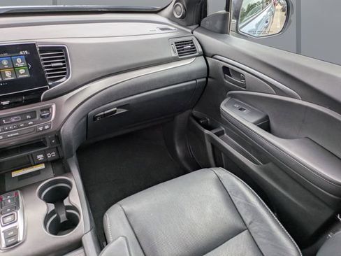 Used 2023 Honda Passport EX-L image 16