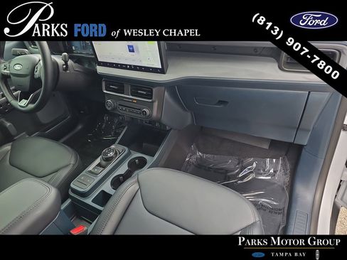Certified 2026 Ford Maverick Lariat w/ Black Appearance Package AWD/4WD image 9