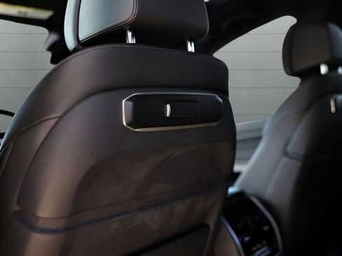 Used 2024 BMW X5 xDrive40i image 52