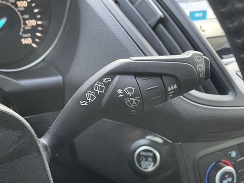 Used 2018 Ford Escape Titanium w/ Ford Safe & Smart Package image 12