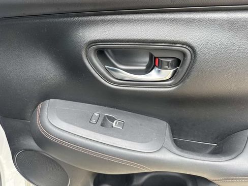 Used 2024 Honda HR-V Sport image 14