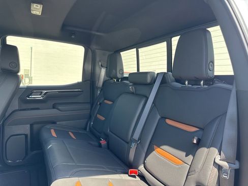 New 2026 GMC Sierra 1500 AT4 w/ AT4 Premium Package AWD/4WD image 30