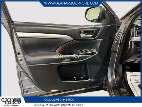 Used 2015 Toyota Highlander XLE AWD/4WD image 11