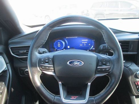 Used 2020 Ford Explorer ST w/ ST Street Pack image 30