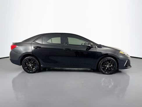 Used 2017 Toyota Corolla SE image 4