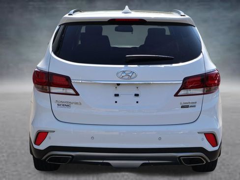 Used 2018 Hyundai Santa Fe Limited AWD/4WD image 25