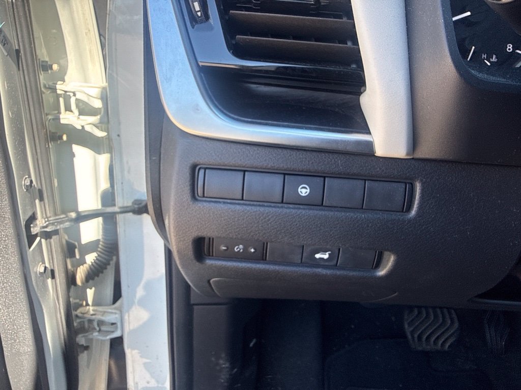 Certified 2021 Nissan Rogue SL w/ Premium Package FWD image 20