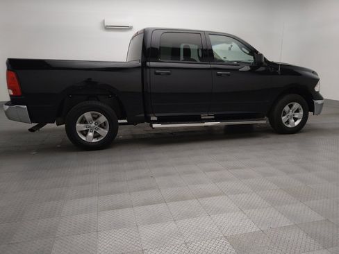Used 2022 RAM 1500 Classic SLT image 10