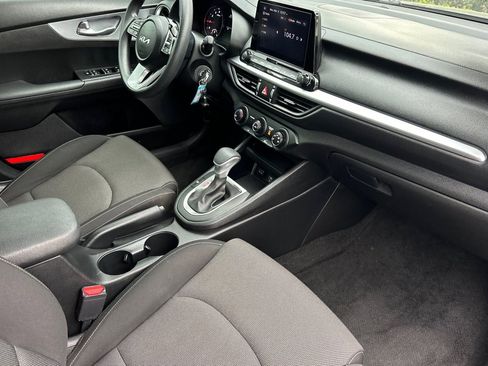Used 2023 Kia Forte LXS w/ LXS Technology Package image 15