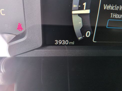 Certified 2025 Toyota Tacoma SR5 image 16