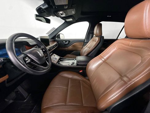 Used 2021 Lincoln Aviator Reserve w/ Equipment Group 201A RWD image 3