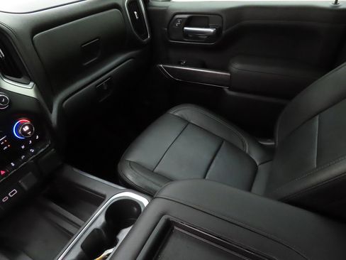 Used 2019 Chevrolet Silverado 1500 LTZ AWD/4WD image 20