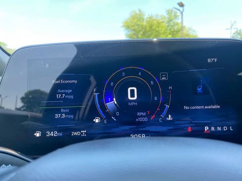 New 2025 Chevrolet Equinox LT w/ Convenience Package II image 17