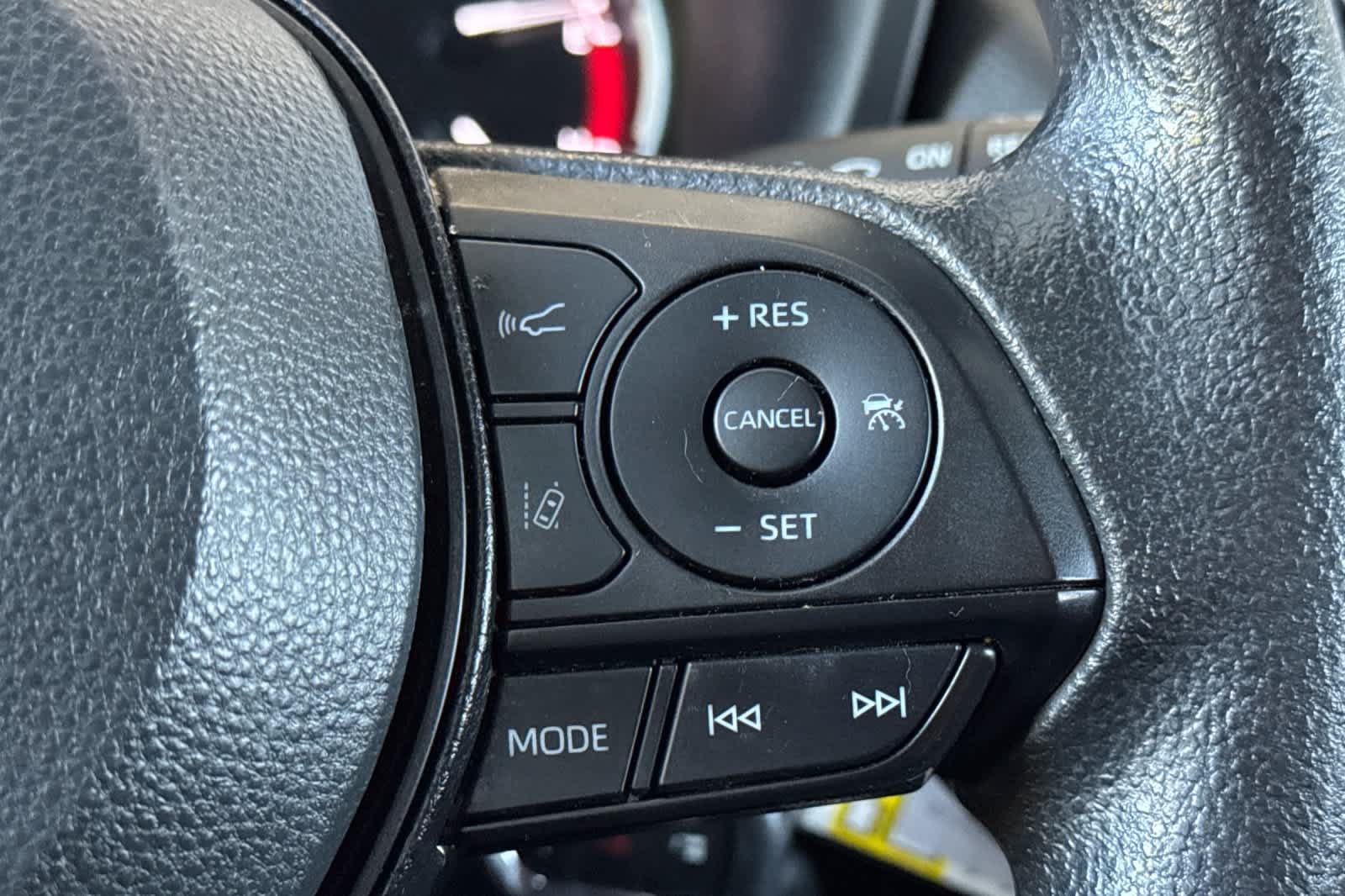 Certified 2024 Toyota RAV4 LE AWD/4WD image 25