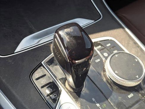 Used 2022 BMW X5 xDrive45e w/ M Sport Package image 8