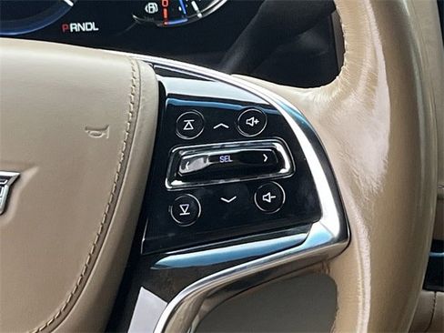 Used 2020 Cadillac Escalade Platinum image 15