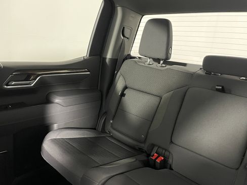 Used 2025 GMC Sierra 1500 Elevation image 13