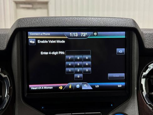 Used 2014 Ford F250 Lariat w/ Lariat Ultimate Package image 27