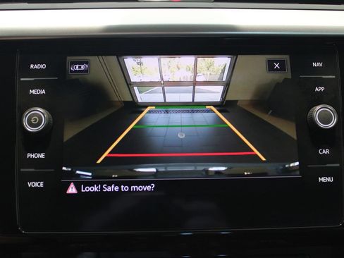 Used 2022 Volkswagen Arteon SE FWD image 18