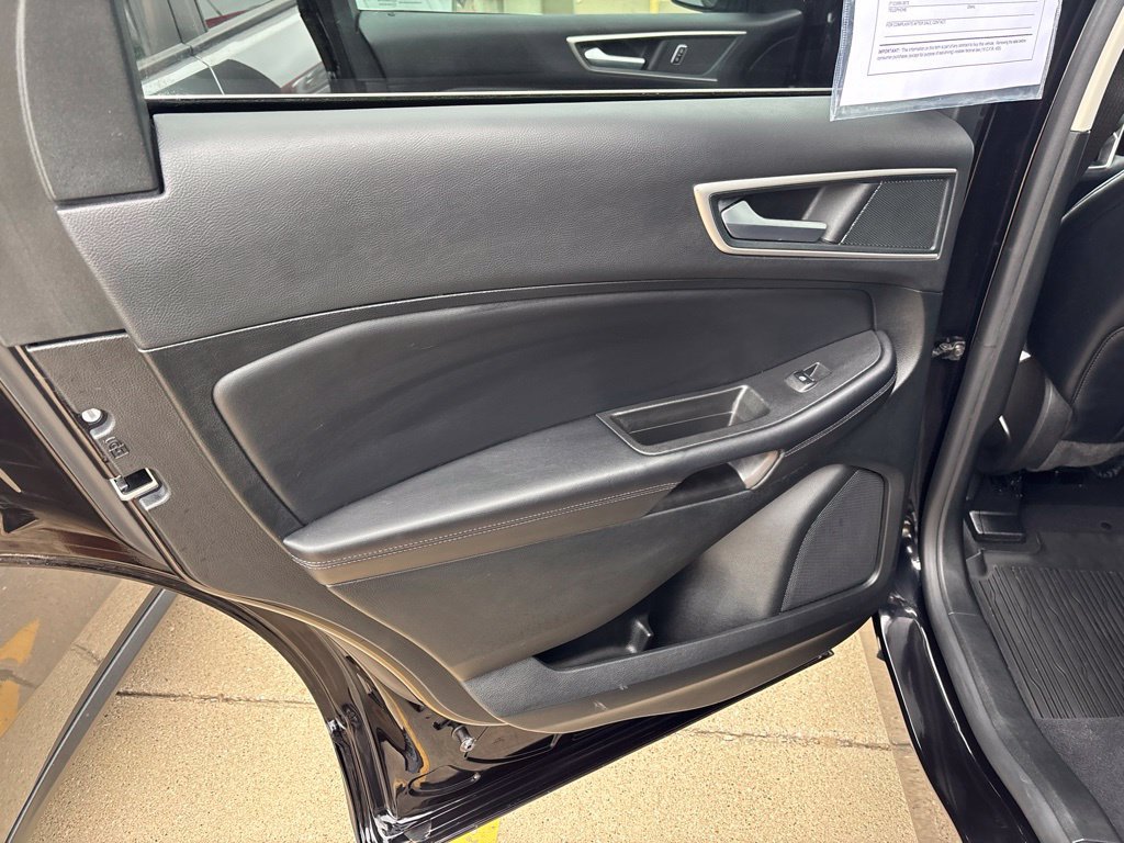Certified 2024 Ford Edge SEL w/ Convenience Package AWD/4WD image 25