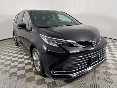 Used 2025 Toyota Sienna Limited