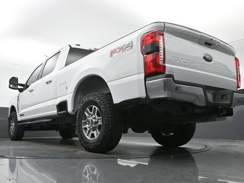 Used 2024 Ford F250 Lariat w/ FX4 Off-Road Package AWD/4WD image 10