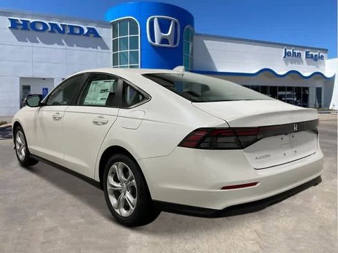 New 2025 Honda Accord LX image 3