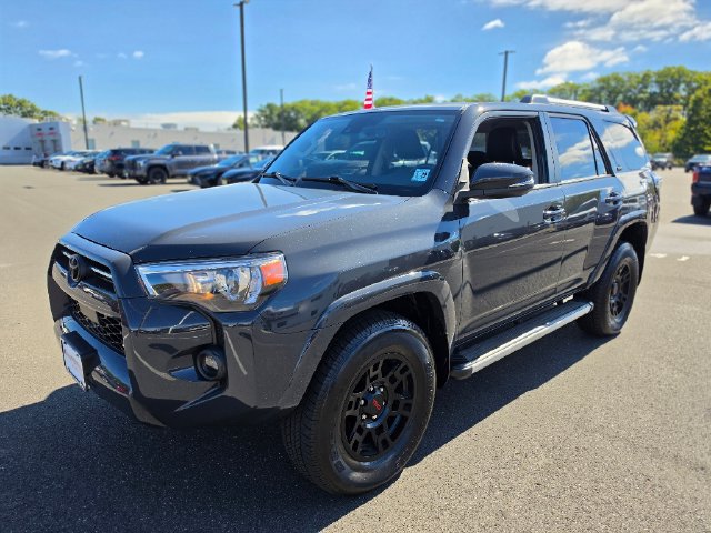 Used 2024 Toyota 4Runner SR5 Premium w/ Moonroof Package AWD/4WD image 3