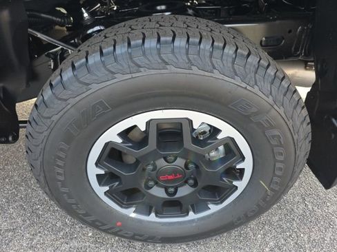 New 2026 Toyota Tacoma TRD Off-Road image 7