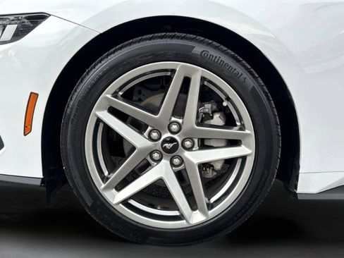 Certified 2024 Ford Mustang Coupe RWD image 30