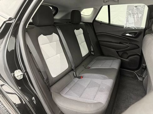 Used 2024 Chevrolet Trax LS FWD image 22