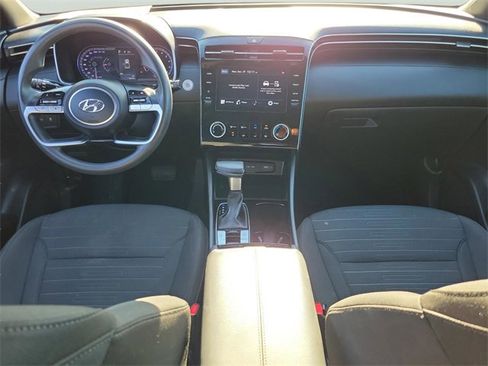 Used 2023 Hyundai Santa Cruz SEL image 9
