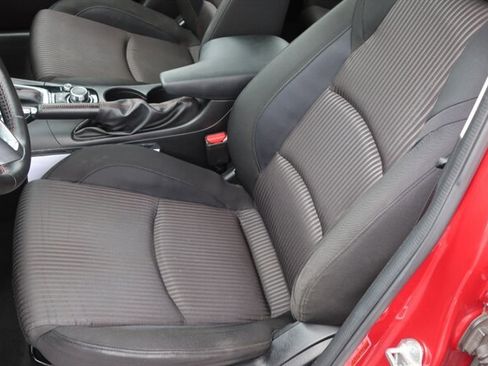 Used 2014 MAZDA MAZDA3 i Touring w/ Technology Package image 16