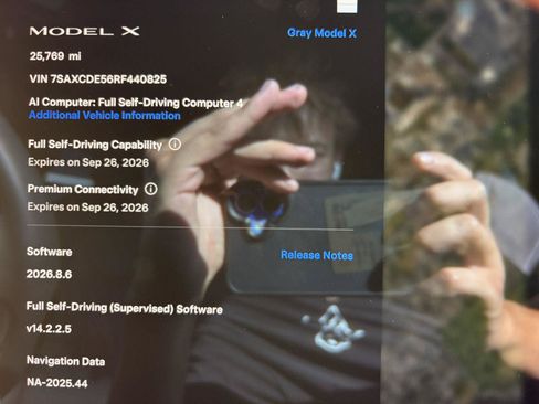 Used 2024 Tesla Model X AWD/4WD image 11