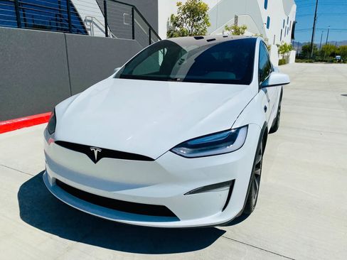 Used 2023 Tesla Model X AWD/4WD image 2