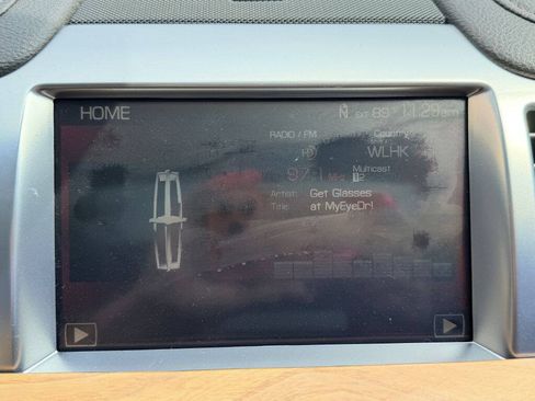 Used 2012 Lincoln MKS AWD image 18