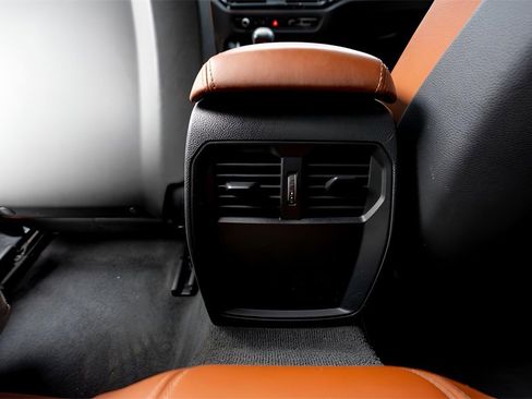 Used 2025 BMW M4 xDrive Competition w/ Executive Package image 31