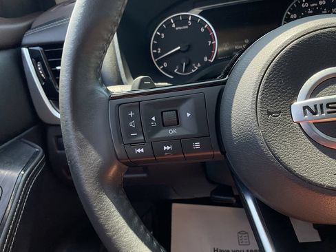 Used 2021 Nissan Rogue SV w/ Premium Package FWD image 32