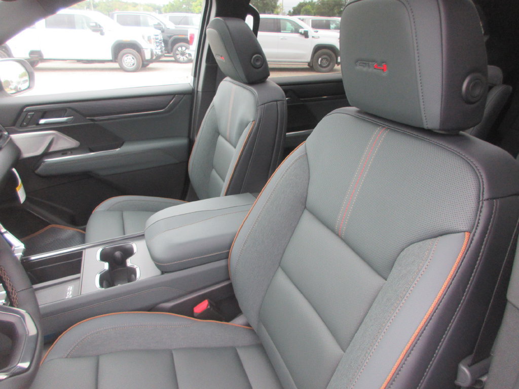New 2027 GMC Acadia AT4 w/ AT4 Reserve Package AWD/4WD image 11